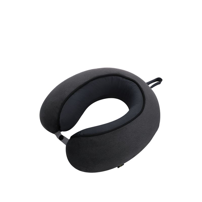 Almohada-con-boton-gris-nomad-contempo