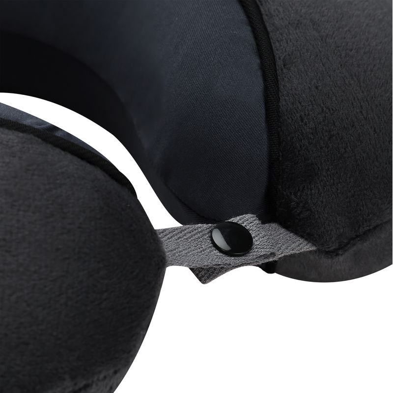 Almohada-con-boton-gris-nomad-contempo