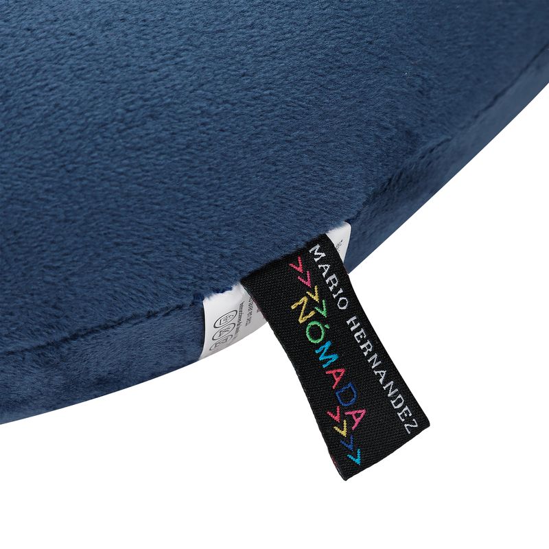 Almohada-fleece-azul-nomad-contempo