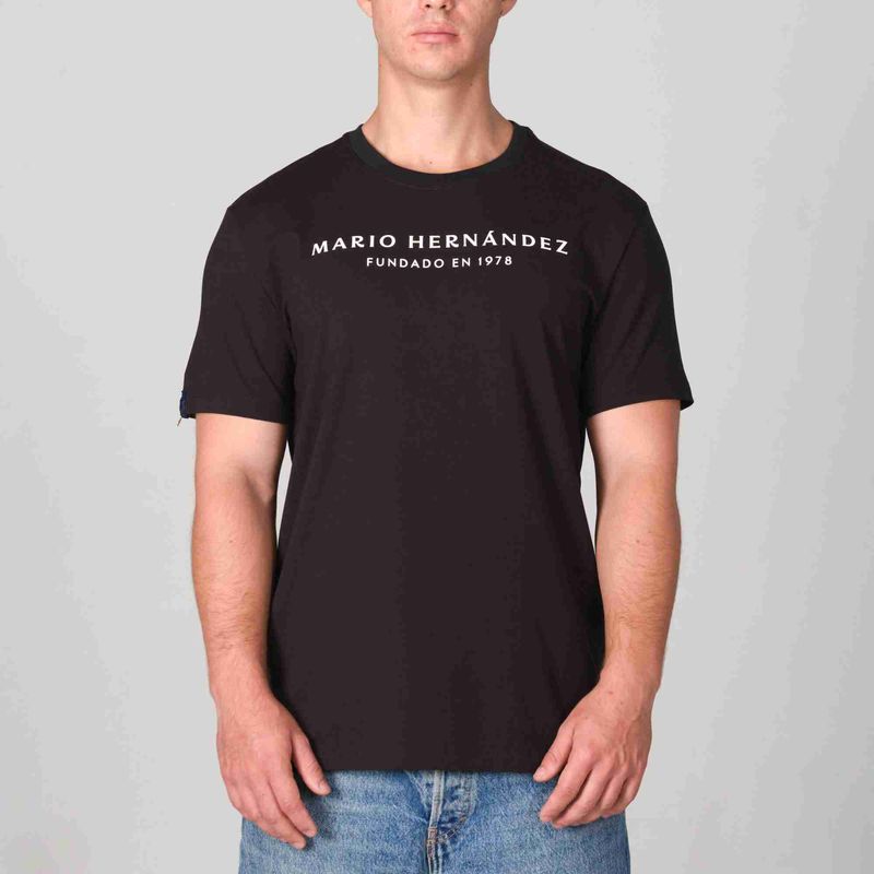 camiseta-logotipo-negro-tierra-arriba_1