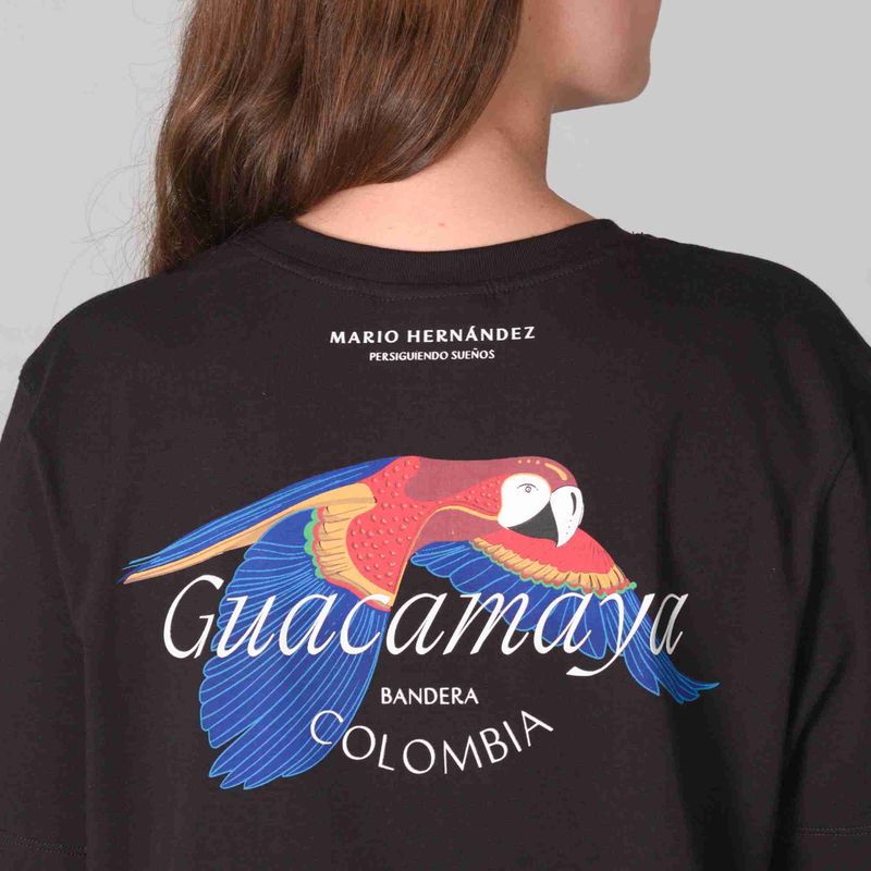 camiseta-mhonograma-aves-del-paraiso-guacamaya-negro-tierra-arriba_4