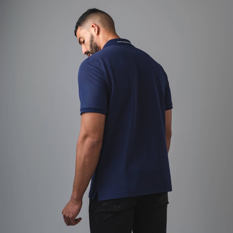 camiseta-polo-insignia-azul-tierra-arriba_3