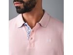 camiseta-polo-insignia-rosado-tierra-arriba_3