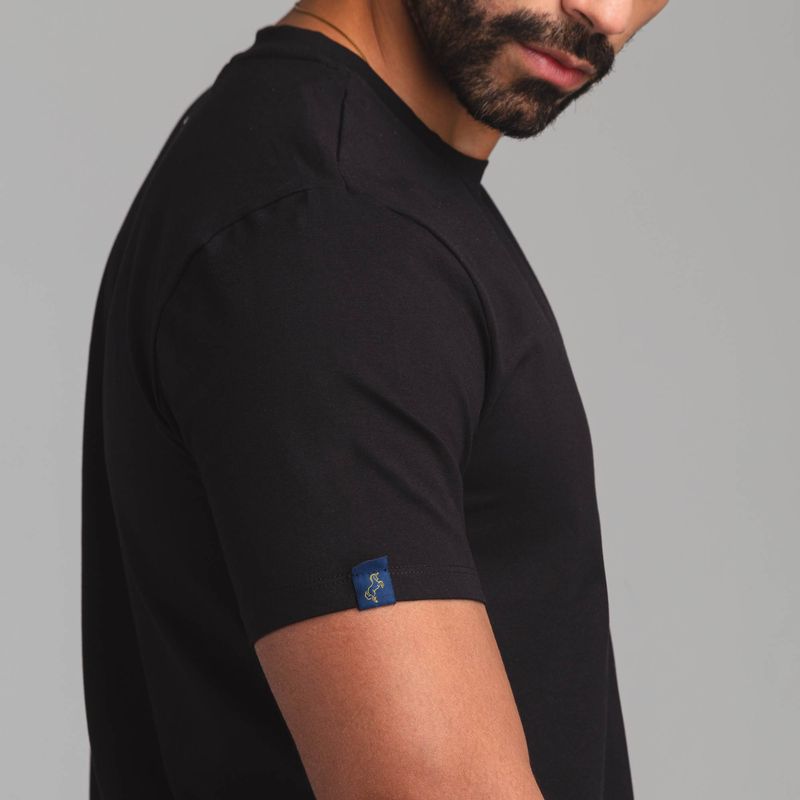 camiseta-diario-mhonograma-negro-tierra-arriba_5