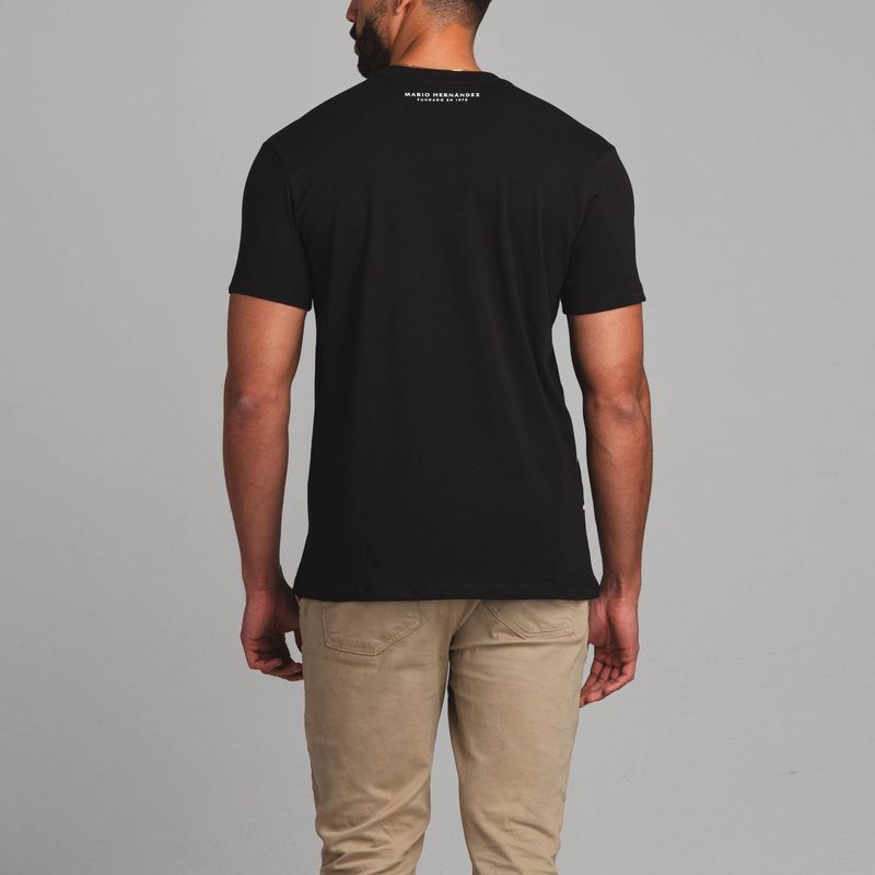 camiseta-unicornio-negro-tierra-arriba_3