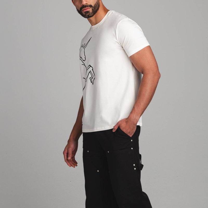 camiseta-unicornio-blanco-tierra-arriba_2