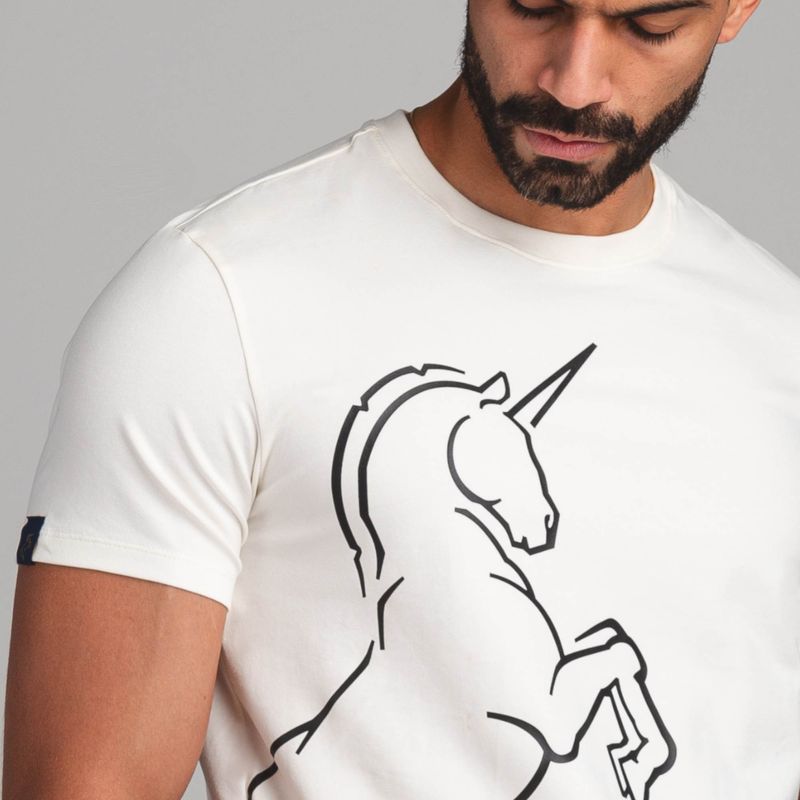 camiseta-unicornio-blanco-tierra-arriba_4