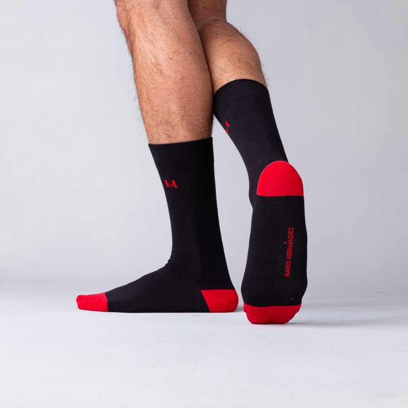 medias-basicas-negro-largas-mh-socks_3