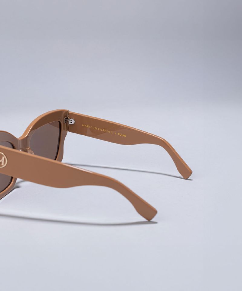 gafas-monarca-latte-mh-folks_4.jpg