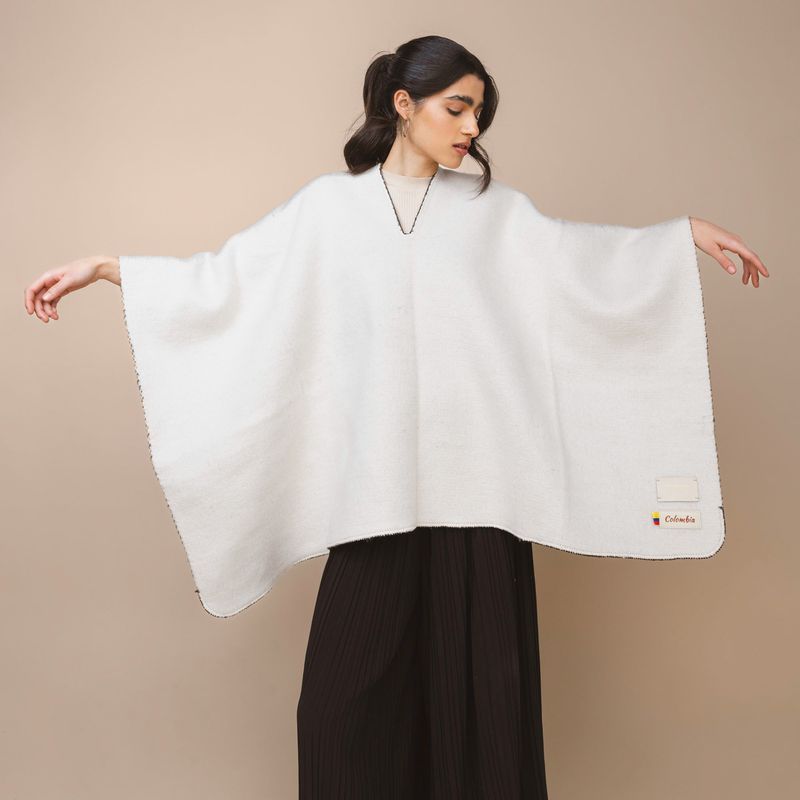 ruana-doble-faz-blanco-nobsa_6.jpg