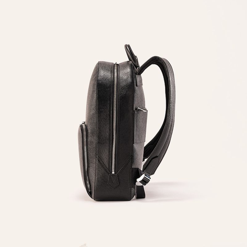 morral-cruz-ebano-berlin_2