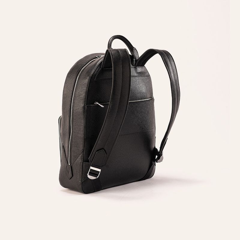 morral-cruz-ebano-berlin_3