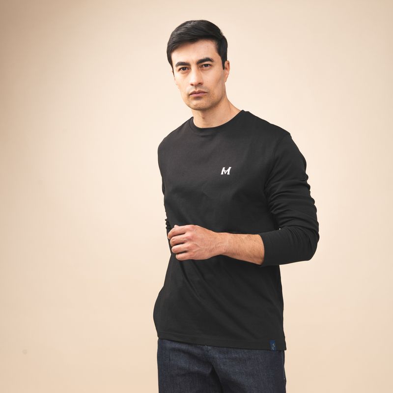 camiseta-manga-larga-negro-tierra-arriba__5
