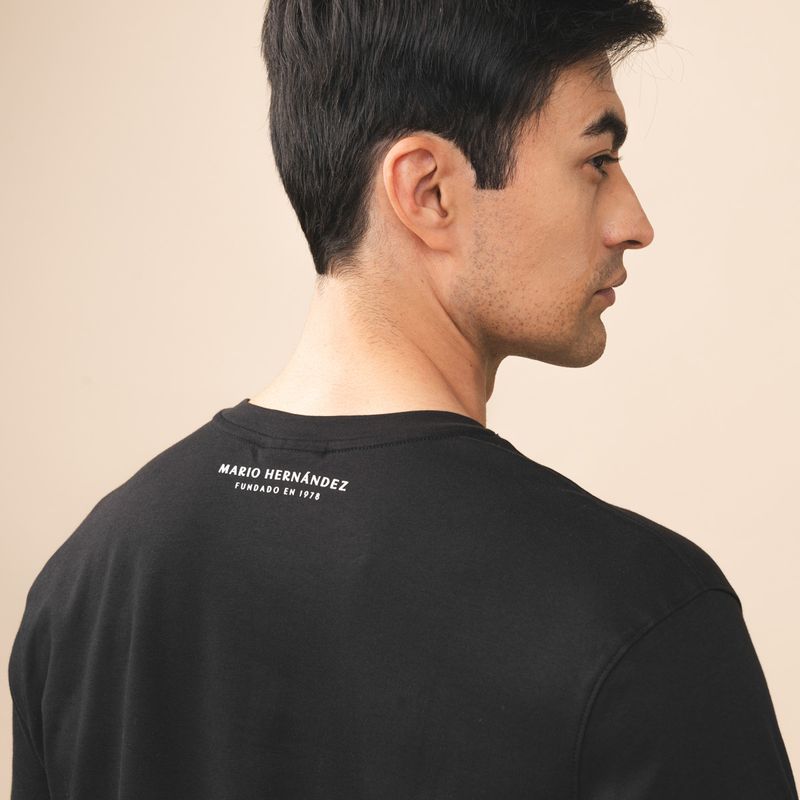 camiseta-manga-larga-negro-tierra-arriba__6