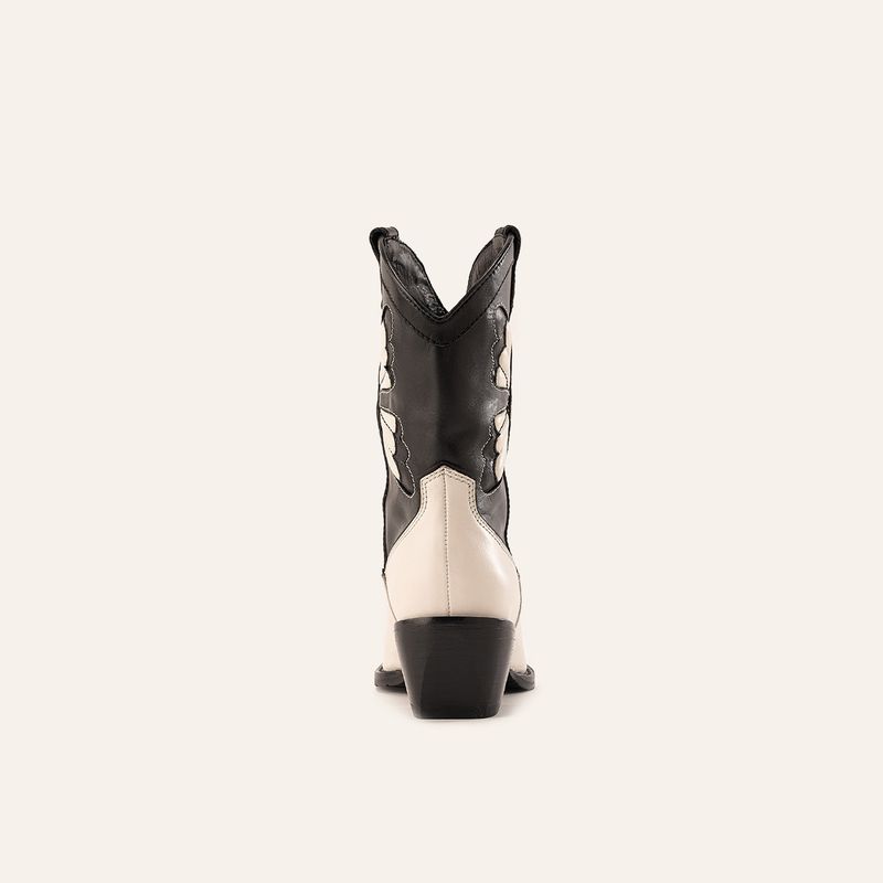 botas-jerez-cana-media-negro-blanco-glamour_3