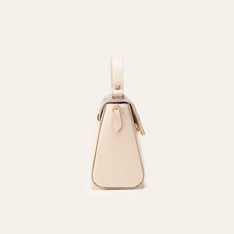 bolso-de-mano-alma-con-cadena-blush-mariposas_2