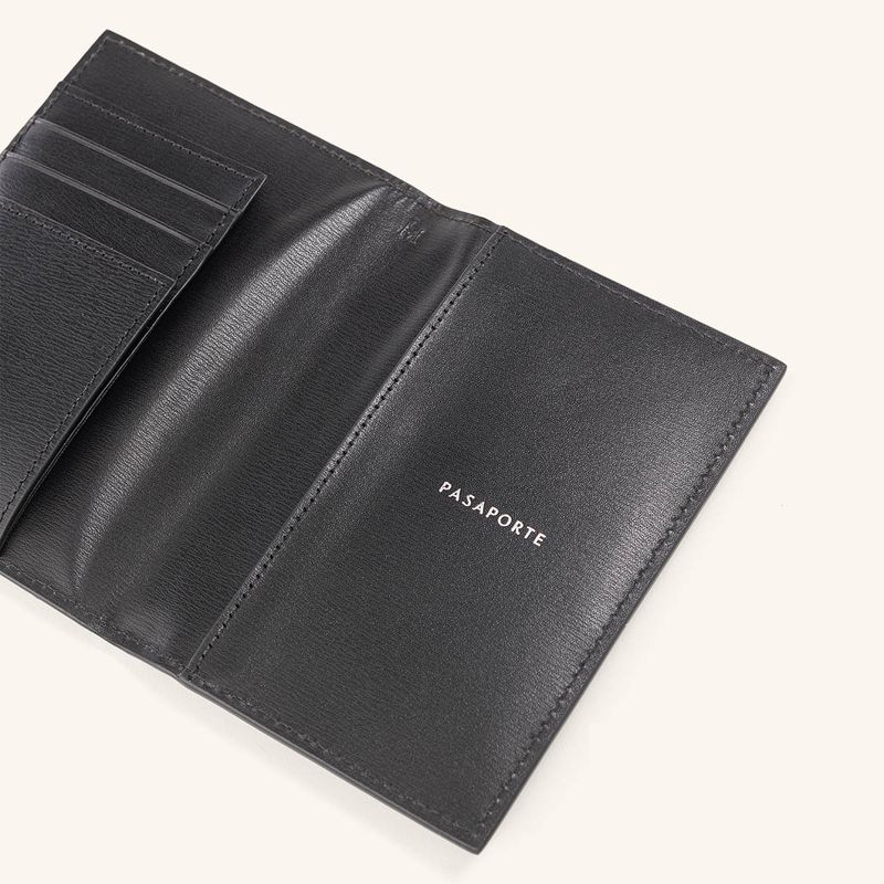 porta porta-pasaporte-sencillo-noche-millenium_3