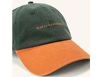 gorra-beisbolera-cima-bosque_4