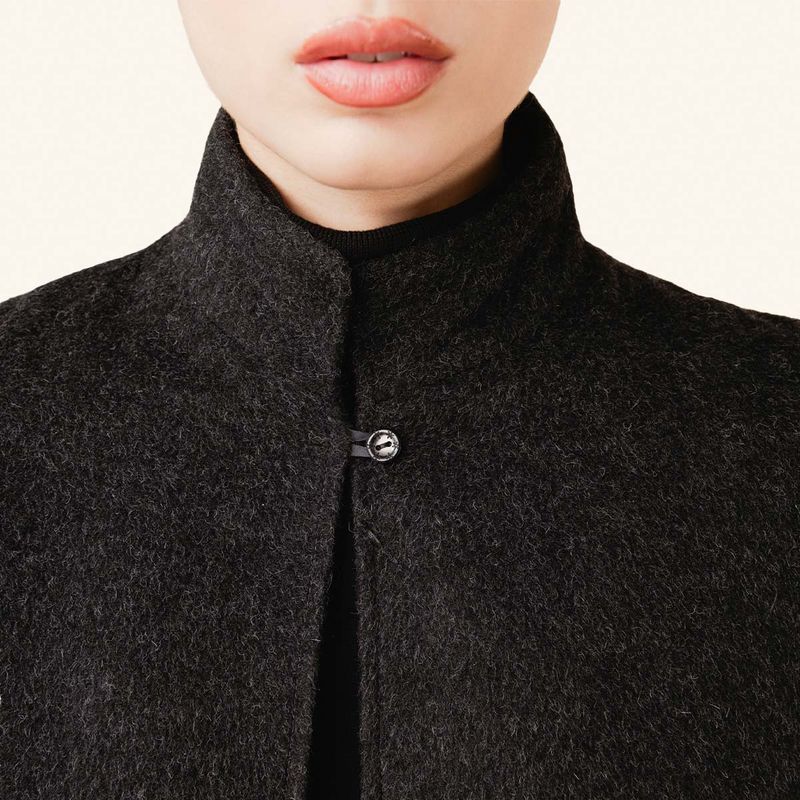 capa-lucia-gris-oscuro-cuzco_4