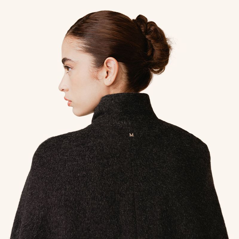 capa-lucia-gris-oscuro-cuzco_6