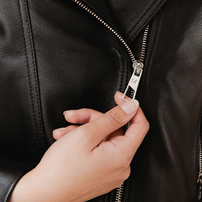 chaqueta-biker-selene-noche-portugal_4