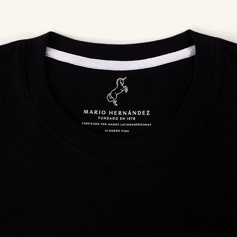 camiseta-vuelo-negro-tierra-arriba_5
