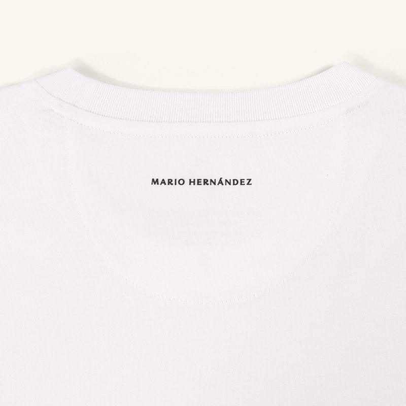 camiseta-origen-blanco-tierra-arriba_5