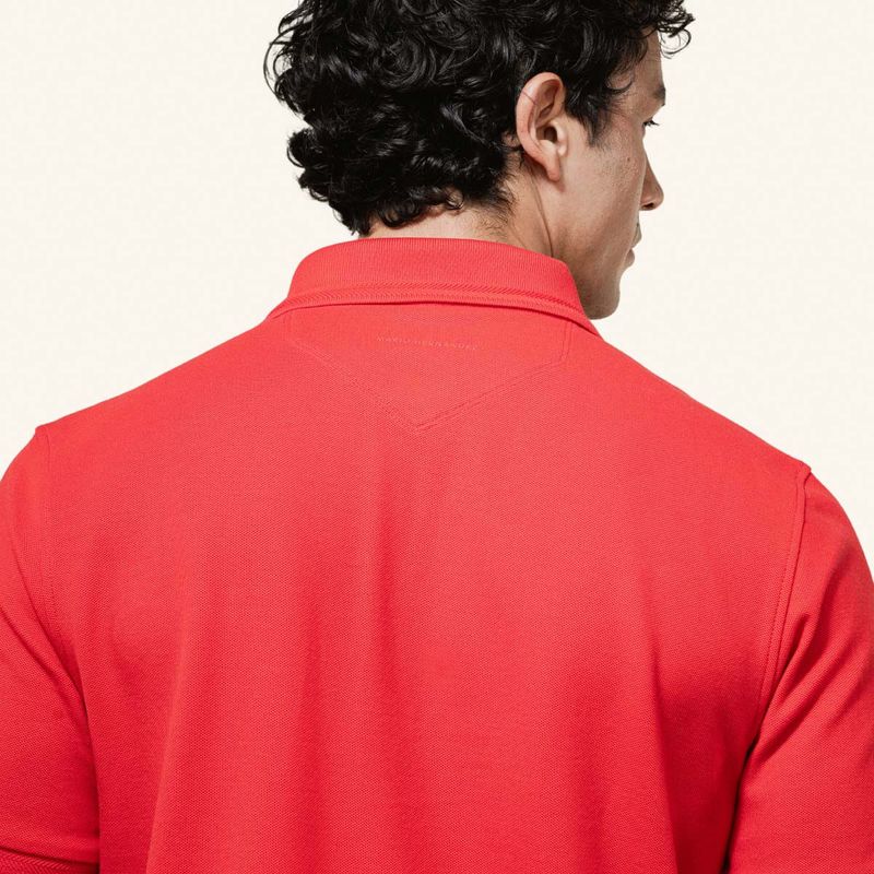 camiseta-polo-emblema-rojo-tierra-arriba_7