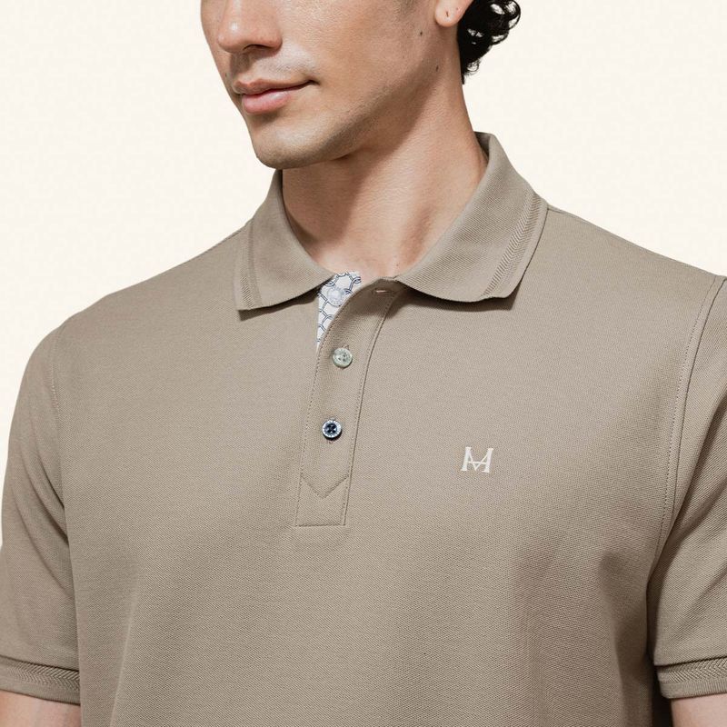 camiseta-polo-emblema-arena-tierra-arriba_6