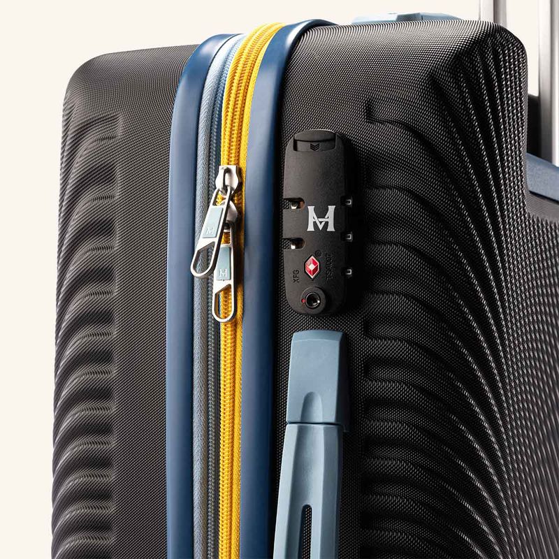 maleta-pequena-20-onix-azaleia_4