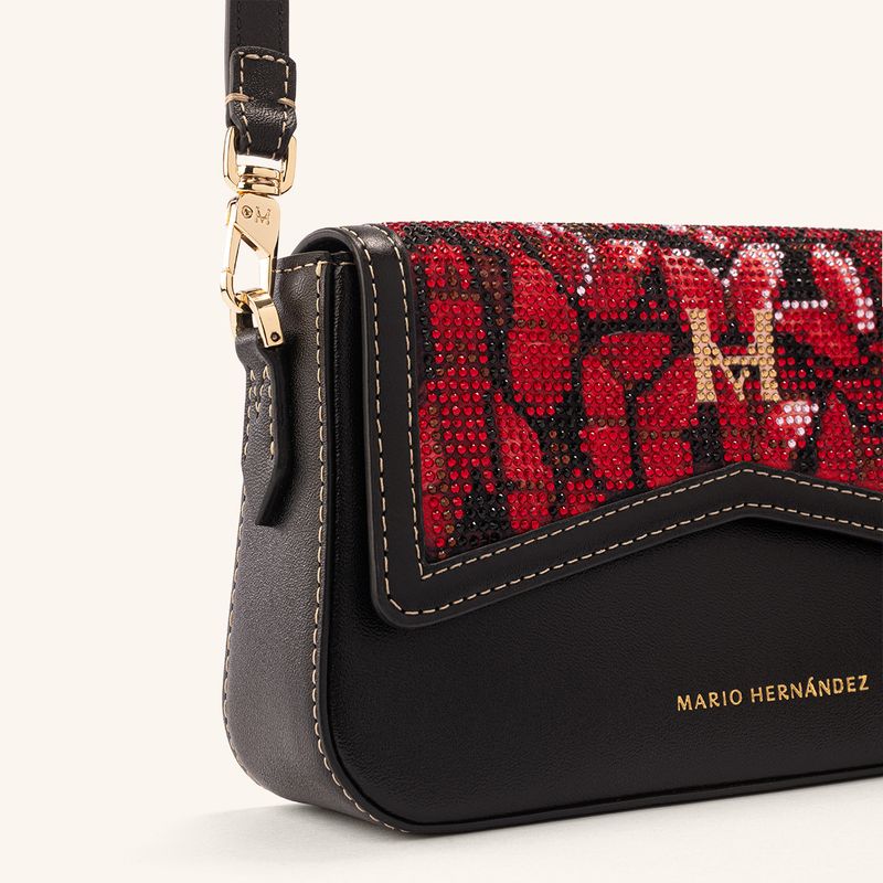 manos-libres-alma-escarlata-crisalida_5