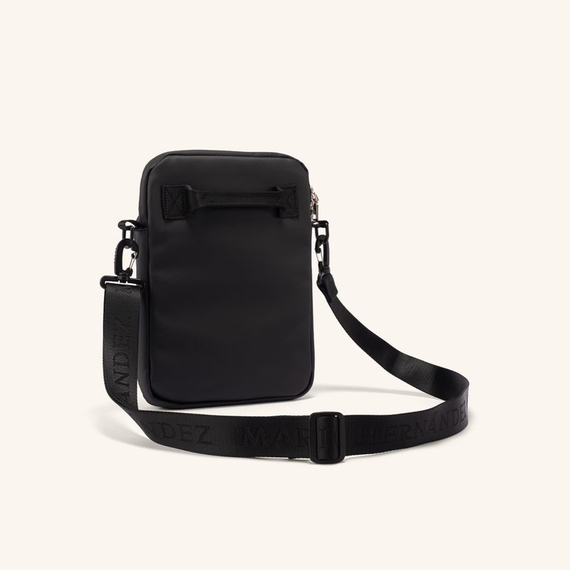 manos-libres-baltico-negro-indianapolis_4