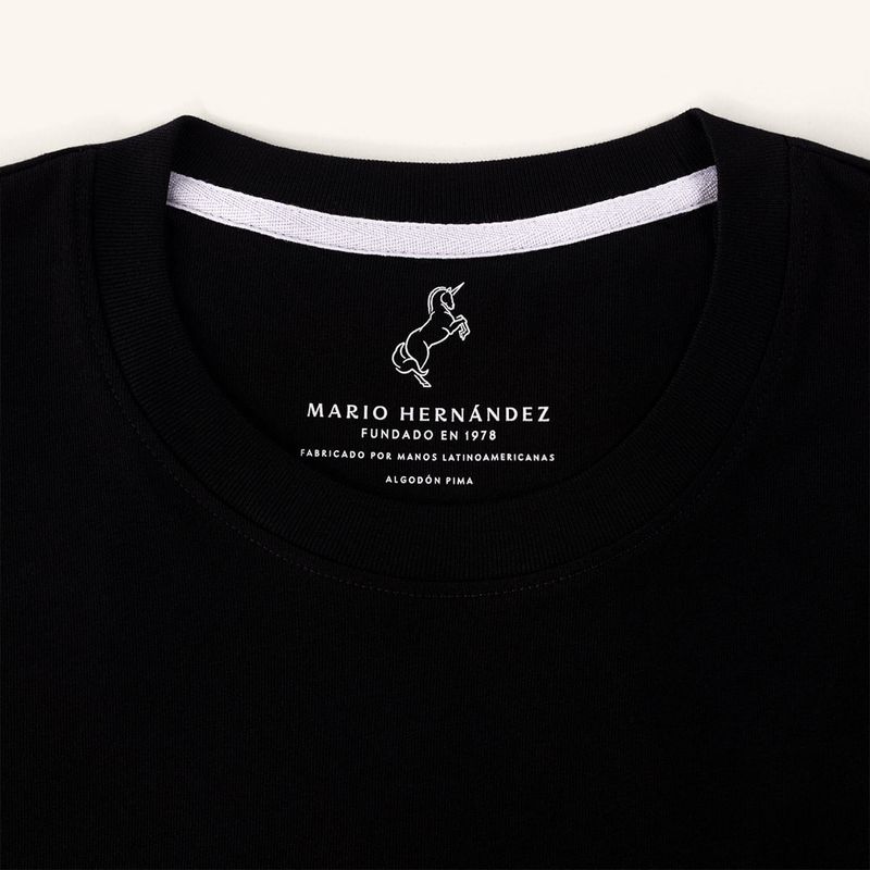 camiseta-vuelo-negro-tierra-arriba_5