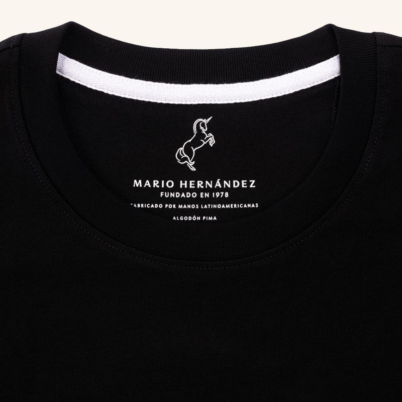 camiseta-alas-negro-tierra-arriba_5