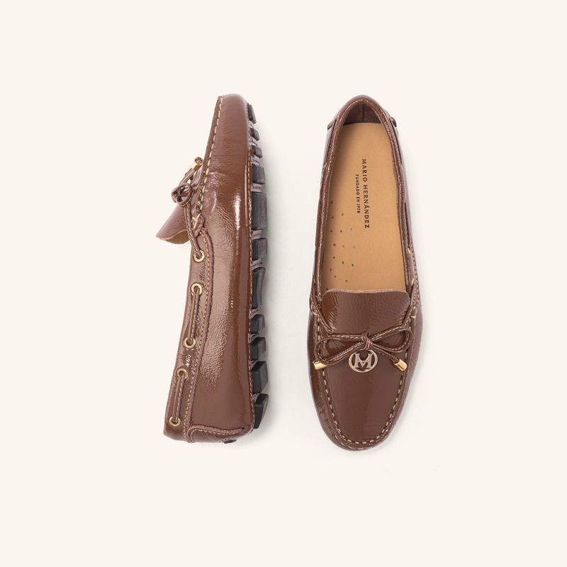 mocasin-driver-amalia-lt-cafe-charol-mh-mocs_4