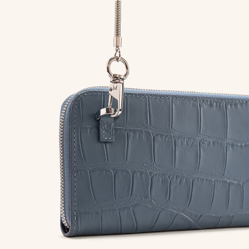 billetera-candelaria-con-cadena-azul-siena_4
