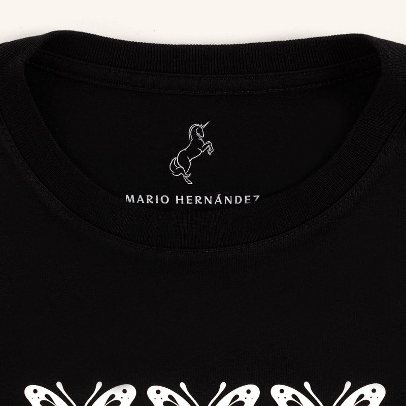 camiseta-aura-negro-tierra-arriba_5