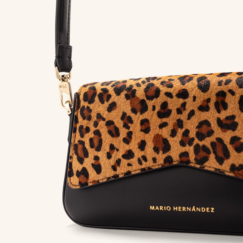 manos-libres-alma-leopardo-dorado-jungla_3