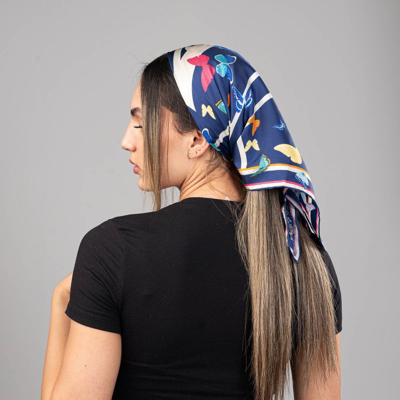 panoleta-carr--paraiso-cielo-70x70-foulard_2