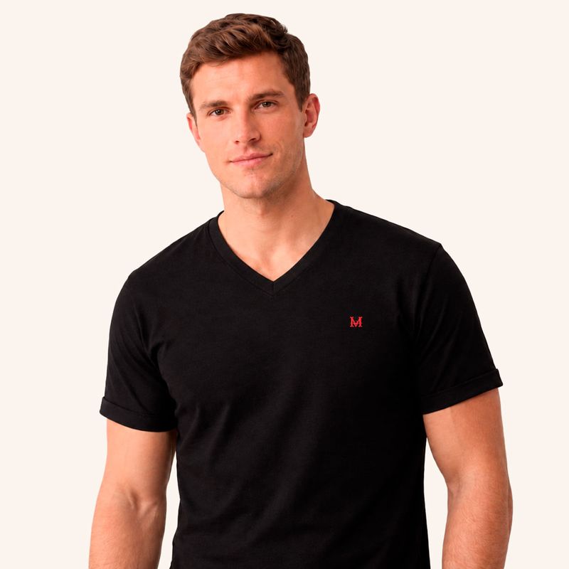 camiseta-solar-toro-tierra-arriba-modelo