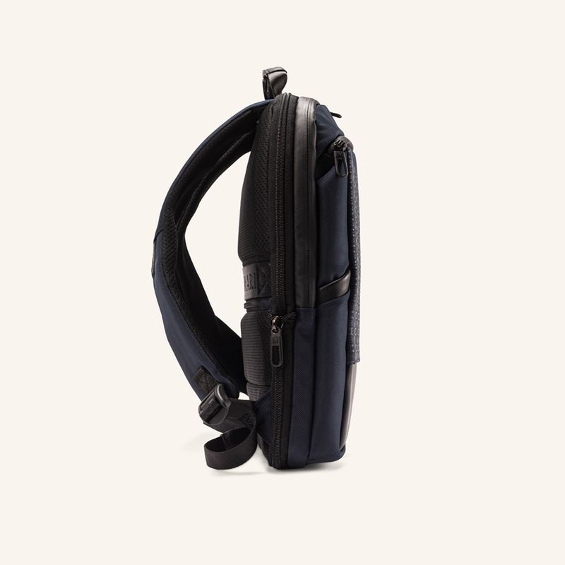 morral-viajero-moscu-azul-ventura_2